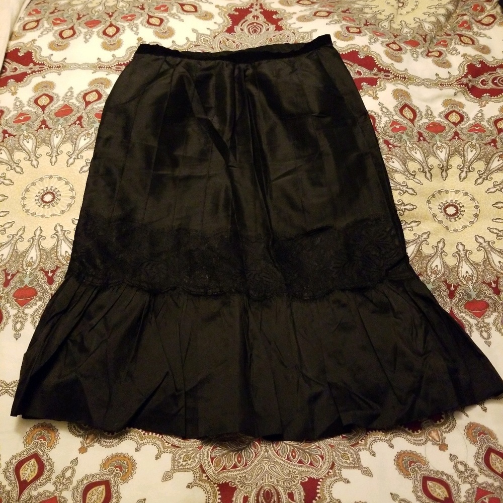 Ann Taylor Loft Cute Black Mermaid Style Skirt Sz0